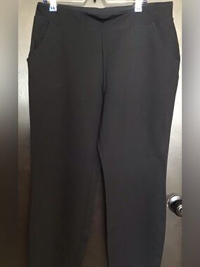 Belle by Kim Gravel Black Straight Leg Pants